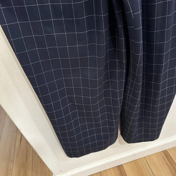 Club Monaco Self Buckle Women’s Check Crop Jumpsuit Navy Size 10 Retail $289 - Picture 5 of 9